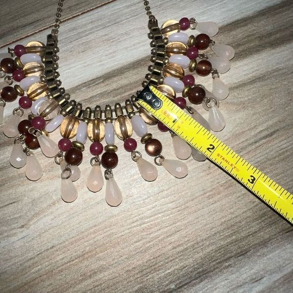 Liz Claiborne Tribal Beaded Necklace Gold Tone Fringe Bib Pink White Glass Bead - Picture 6 of 8